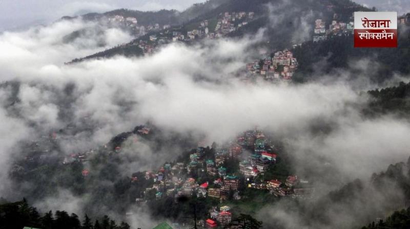 Cold wave wreaks havoc in Himachal 
