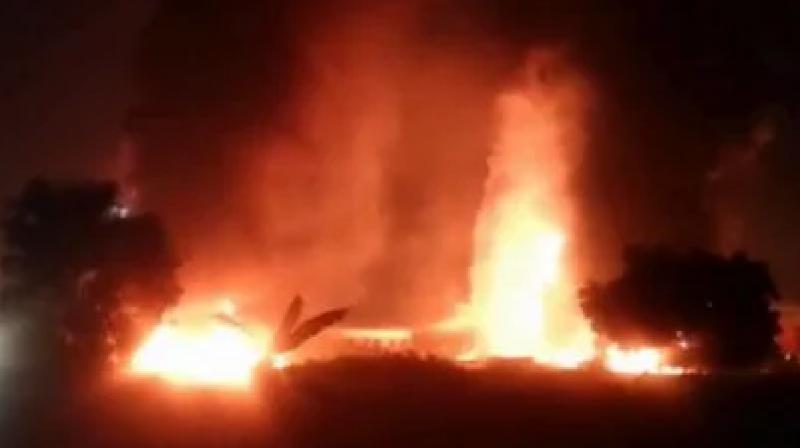 Tamil Nadu firecracker factory Explosion three women died News In Hindi (सांकेतिक फोटो) Tamil Nadu firecracker factory Explosion three women died News In Hindi (सांकेतिक फोटो)