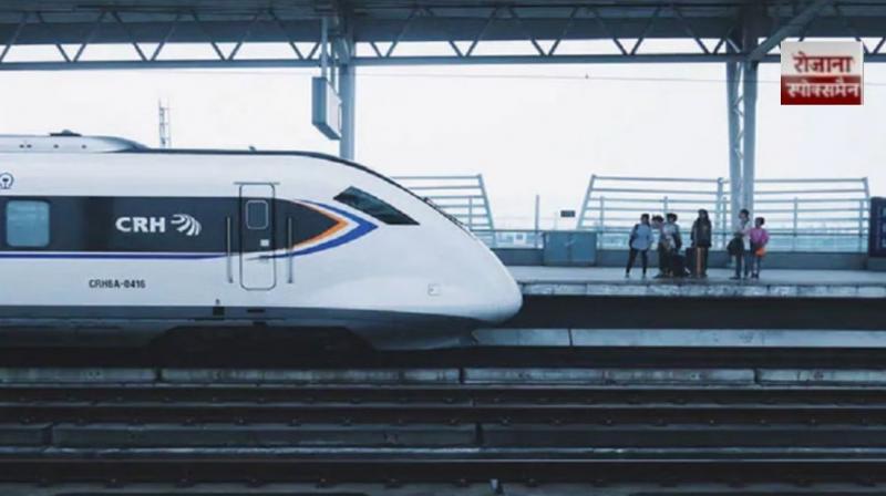 11 killed, 2 injured as train hits track workers in China