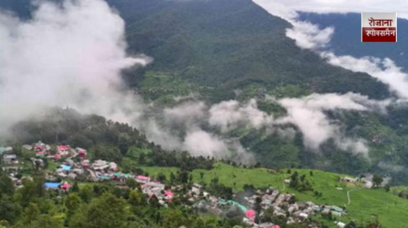 Weather in Uttarakhand shows a change, cold winds and clouds increase the chill.