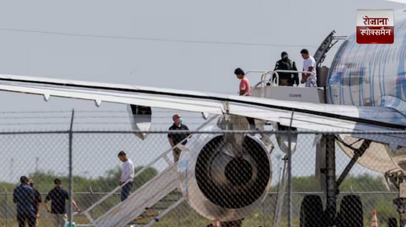 US deports 100 Iranians to Iran news in hindi 