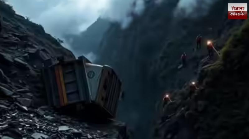 Truck with 22 labourers falls in to deep gorge in Anjaw 