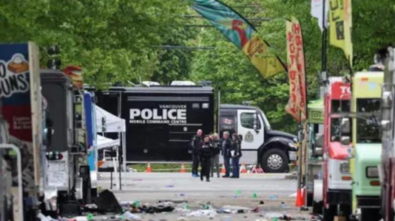 Vancouver crash death toll rises to 11 update news in hindi Vancouver crash death toll rises to 11 update news in hindi