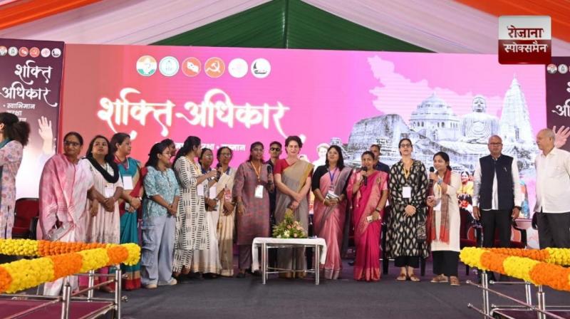 Women in Bihar are not respected, announcements are made only for votes: Priyanka Gandhi News in Hindi 