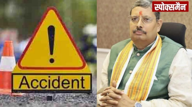 Vice Chancellor of Kavikulguru Kalidas University and his wife died in a road accident news in hindi