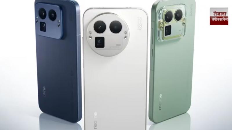 Realme GT 8 Pro smartphone launched with 200MP camera and 7000mAh battery news in hindi 