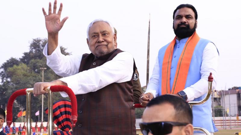 सामूहिक परेड-सह-वार्षिक पारितोषिक वितरण समारोह