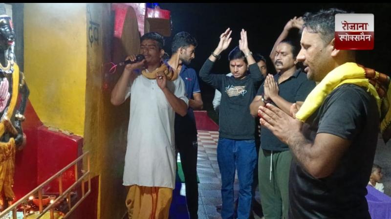 On Saturday, Mahaprasad of Shani Dev Maharaj was distributed news in hindi 