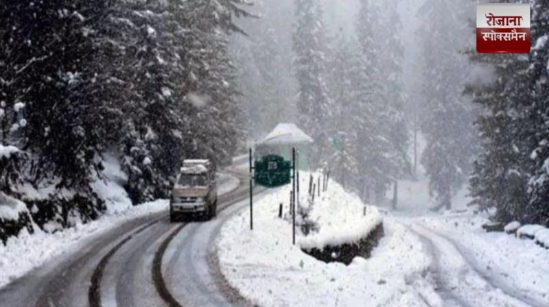  Snowfall on the high peaks of Himachal news in hindi 