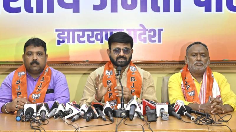  Hemant government daughters are completely unsafe-Pratul Shah Dev