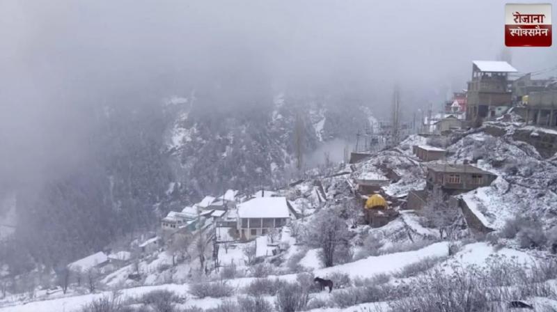 Snowfall and rain wreak havoc in Himachal Pradesh news in hindi 
