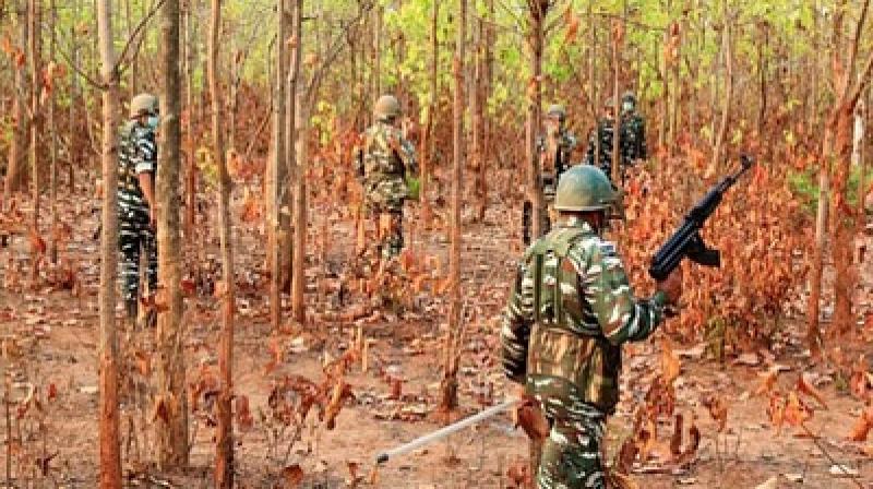 Two rewarded Naxalites killed in Kondagaon Chhattisgarh Latest News In Hindi
