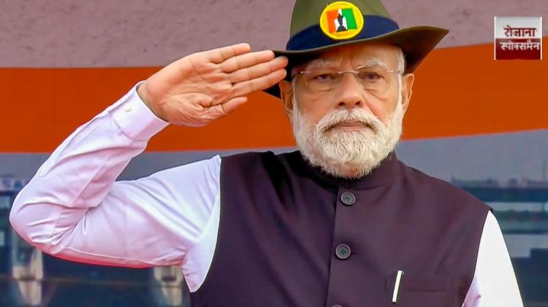 PM Modi Pays Homage to Sardar Vallabhbhai Patel on his 150th birth anniversary news in hindi 