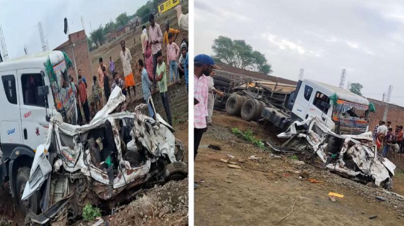 Madhya Pradesh Jhabua Van Accident latest news in hindi Madhya Pradesh Jhabua Van Accident latest news in hindi