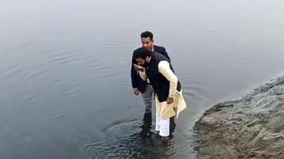 Haryana CM drank Yamuna water after reaching Delhi Ghat news in hindi