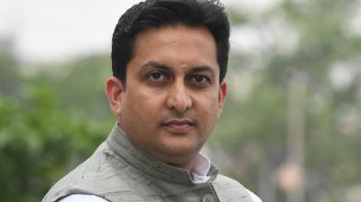 Congress' 'missing poster' act: Shameful, petty and anti-national - Rituraj Sinha News In Hindi