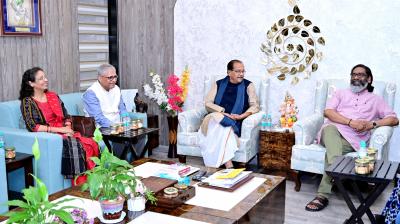 jharkhand CM Hemant soren meet 16th finance commission news in hindi