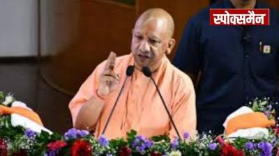 CM Yogi flagged off 400 new buses in Lucknow news in hindi