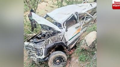 Vehicle fell into a gorge in Mandi