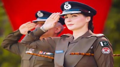 Maryam Nawaz gets into trouble wearing police uniform filed petition 