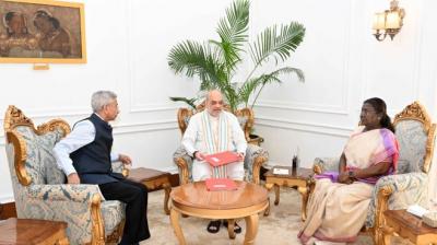 Amit Shah met President Draupadi Murmu news in hindi