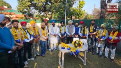 BJP Punjab SC wing finance secretary Amarjit Singh Kokri Kalan joins AAP