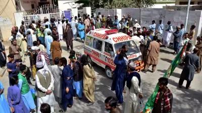 Pakistan: At least 58 people killed in two suicide blasts