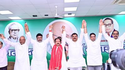 Due to political frustration, the issueless opposition is now resorting to abusive politics Dilip Jaiswal news in hindi