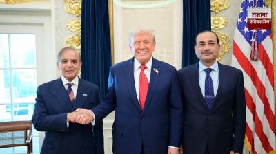 Donald Trump met Shahbaz Sharif and General Asim Munir at the White House news in hindi