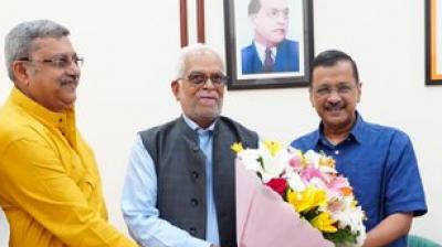 B Sudarshan Reddy's big statement, 'I am not a political person' news in hindi