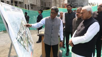 मुख्यमंत्री नीतीश कुमार ने IGIMS पटना में 1200 शैय्या के नये अस्पताल भवन सह आवसीय भवन के निर्माण कार्य का लिया जायजा