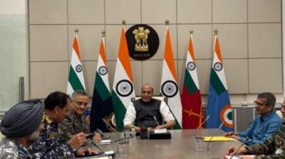 Rajnath Singh held meeting with CDS, the three army chiefs News In Hindi