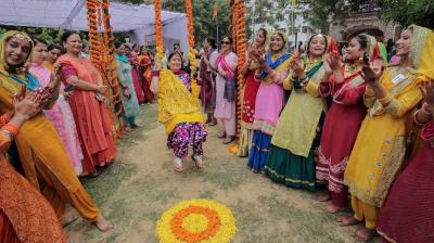 Hariyali Teej 2025 Date Muhurat, Puja Rituals and how to celebrated news in hindi