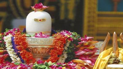 Sawan Shivaratri 2025 know what to offer to lord shiv news in hindi
