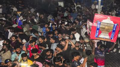 Chinnaswamy Stadium Stampede RCB Victory Parade At Bengaluru News In Hindi