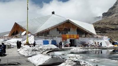 Doors of Hemkund Sahib Gurudwara opened News In Hindi
