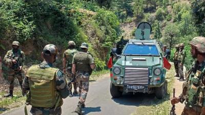 Jammu And Kashmir Sopore encounter soldier killed news in hindi