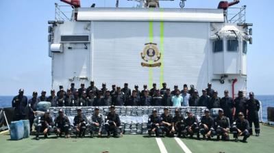 300 kg of drugs worth Rs 1800 crore seized in Gujarat News In Hindi