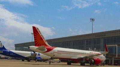 Chandigarh Airport all flights cancelled Air Force takes control news in hindi