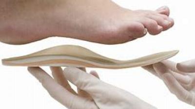 If there is pain in the soles of the feet, massage it like this, you will get relief soon 